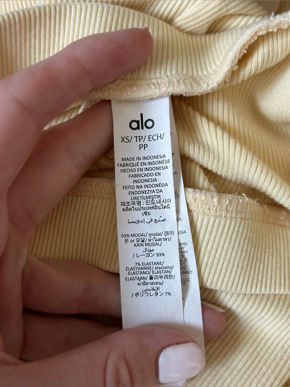 Alo Yoga Mid-Rise Dreamlight Straight Pant Yellow Size Extra Small